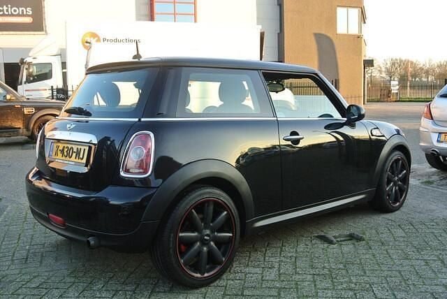Occasion Mini ONE 95 PK (69 kW) 2009 Zwart Hatchback