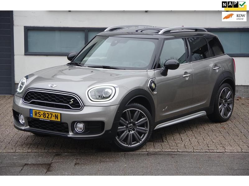 Grijs Occasion 2018 Mini Cooper S Countryman Chili SUV | € 21.950 (Iets duurder) - Afbeelding 1/4