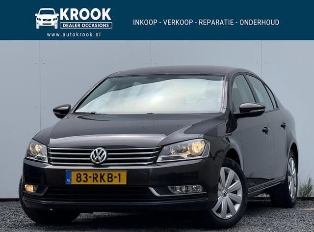 Bruin Gebruikt 2011 VW Passat Sedan | € 7.900 (Eerlijke prijs) - Afbeelding 1/4