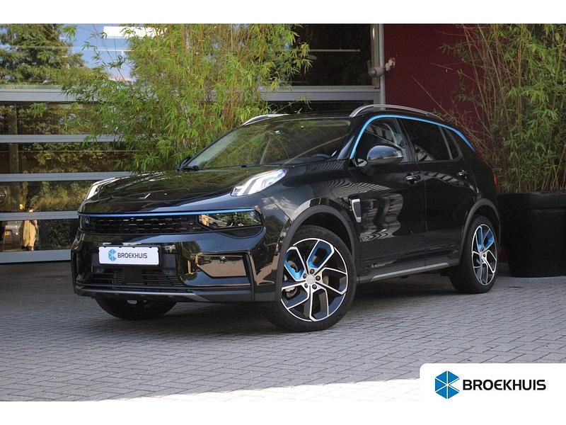 Zwart Gebruikt 2023 Lynk & Co 01 SUV | € 27.900 (Eerlijke prijs) - Afbeelding 1/4