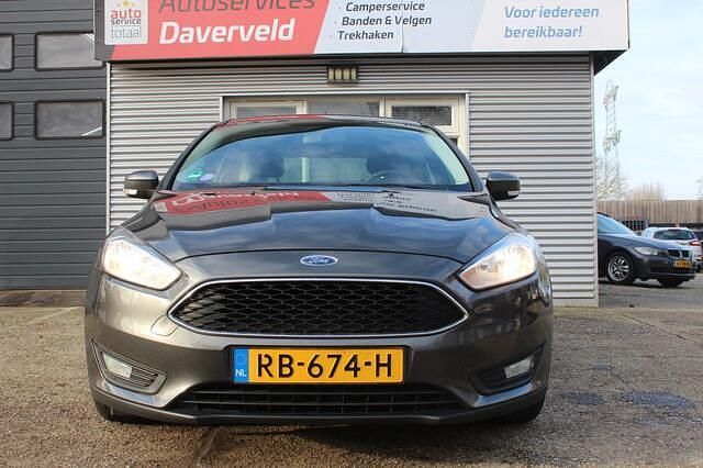 Occasion Ford Focus 101 PK (74 kW) 2017 Grijs Hatchback