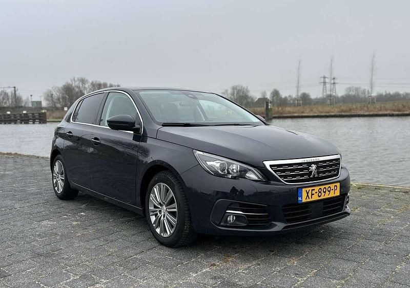 Occasion Peugeot 308 S 131 PK (96 kW) 2019 Grijs Hatchback