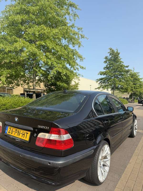 Afbeelding 2/4