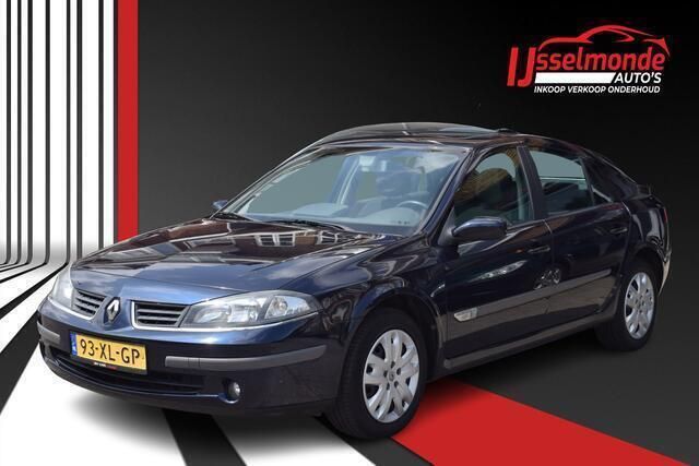 Blauw Gebruikt 2007 Renault Laguna III Business Hatchback | € 3.440 - Afbeelding 1/4