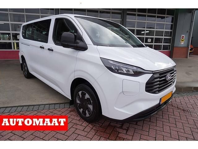 Wit Nieuw 2025 Ford Transit Custom Trend MPV | € 59.950 (Eerlijke prijs) - Afbeelding 1/3