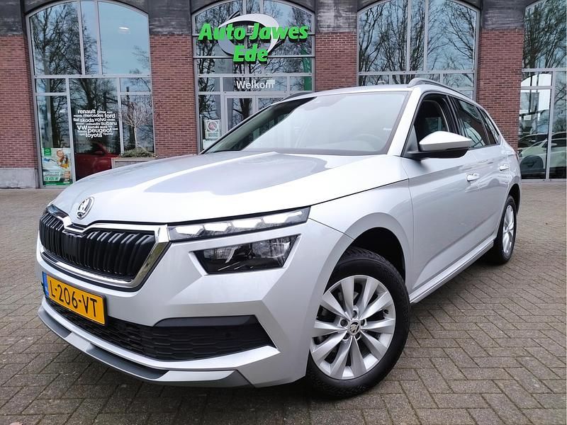 Grijs (metallic) Gebruikt 2021 Skoda Kamiq Business Line SUV | € 18.835 (Eerlijke prijs) - Afbeelding 1/4