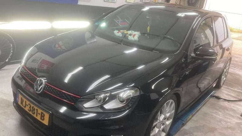 Gebruikt 2011 VW Golf VI Edition Sedan | € 11.750 (Duur) - Afbeelding 1/4