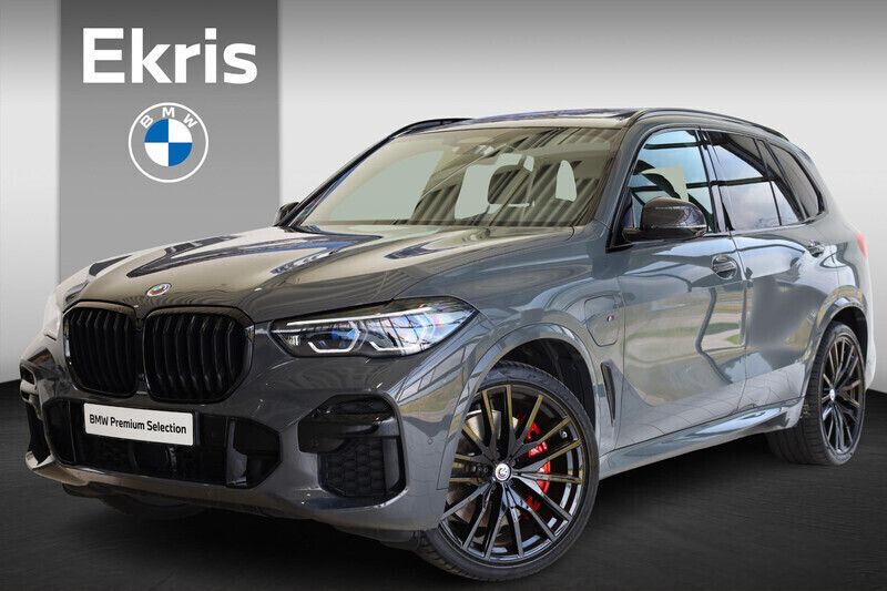 Grijs Gebruikt 2023 BMW X5 M Sport SUV | € 82.850 (Iets duurder) - Afbeelding 1/4
