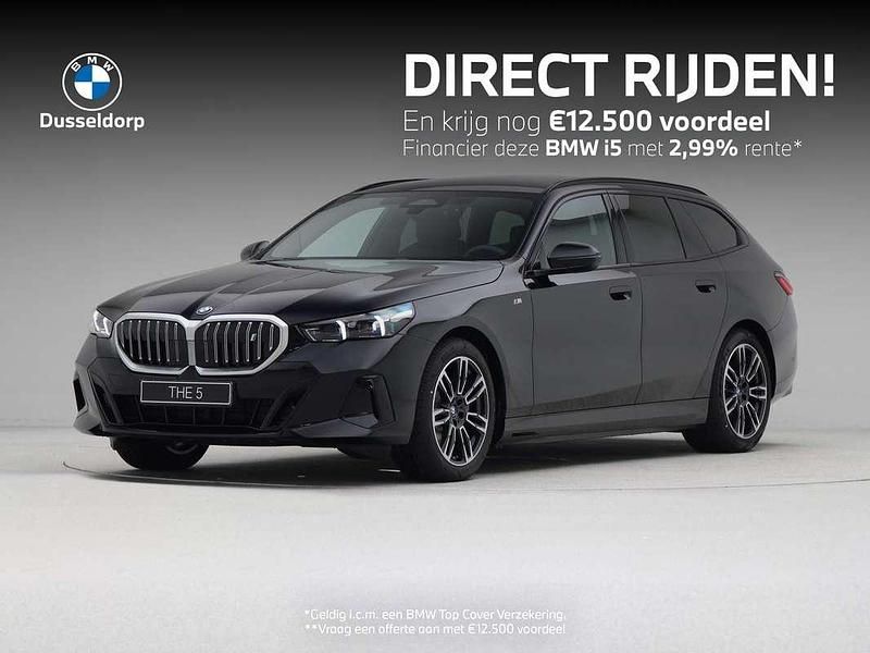 Zwart, metallic lak Nieuw 2025 BMW i5 Shadowline Sedan | € 82.584 (Goede deal) - Afbeelding 1/4