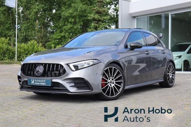 Grijs Gebruikt 2018 Mercedes A200 AMG Hatchback | € 24.950 (Eerlijke prijs) - Afbeelding 1/4