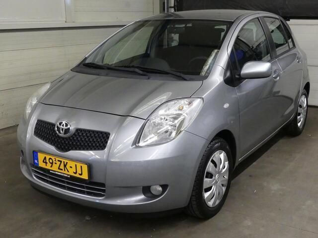 Grijs Gebruikt 2008 Toyota Yaris Sol Hatchback | € 4.999 (Eerlijke prijs) - Afbeelding 1/4