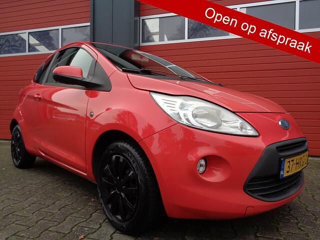 Rood Occasion 2009 Ford Ka Titanium Hatchback | € 1.950 (Eerlijke prijs) - Afbeelding 1/4