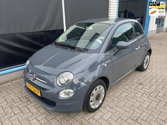 Grijs Gebruikt 2017 Fiat 500 Young Hatchback | € 7.250 (Eerlijke prijs) - Afbeelding 1/4
