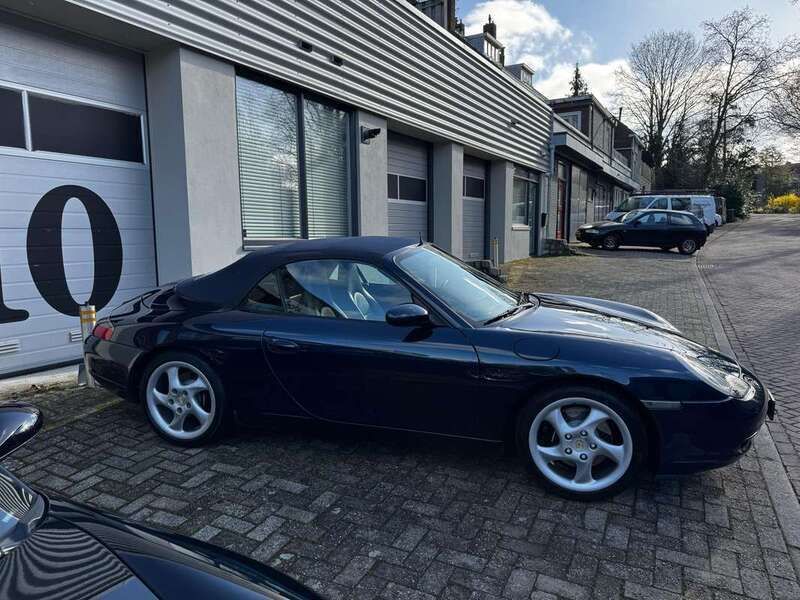 Blauw Gebruikt 2000 Porsche 911 Carrera Cabriolet Cabriolet | € 32.500 (Iets duurder) - Afbeelding 1/4