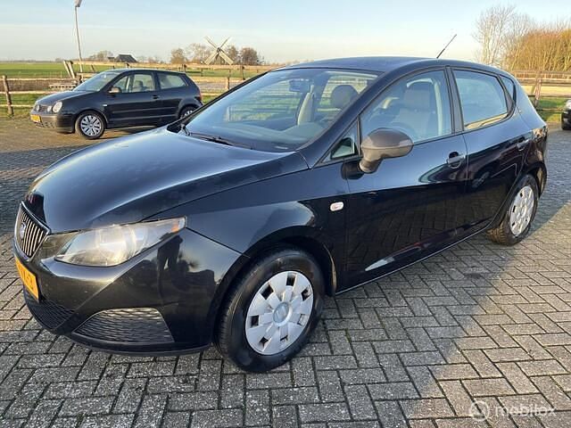 Zwart Occasion 2011 Seat Ibiza Style Hatchback | € 3.200 (Super prijs) - Afbeelding 1/4