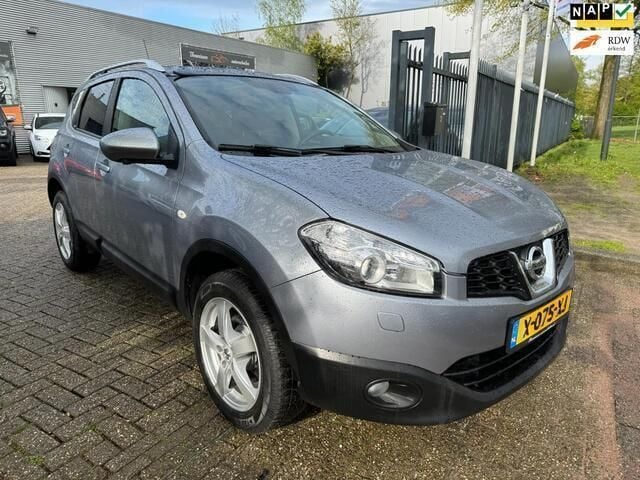 Grijs Gebruikt 2012 Nissan Qashqai Tekna SUV | € 9.299 (Eerlijke prijs) - Afbeelding 1/4