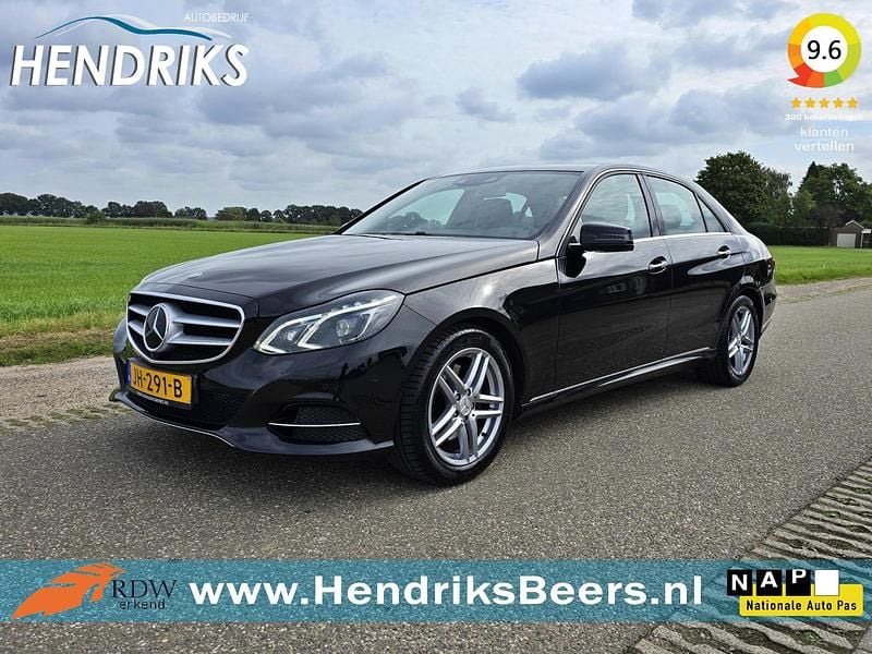 Zwart Gebruikt 2014 Mercedes E350 Avantgarde Sedan | € 16.949 (Eerlijke prijs) - Afbeelding 1/4