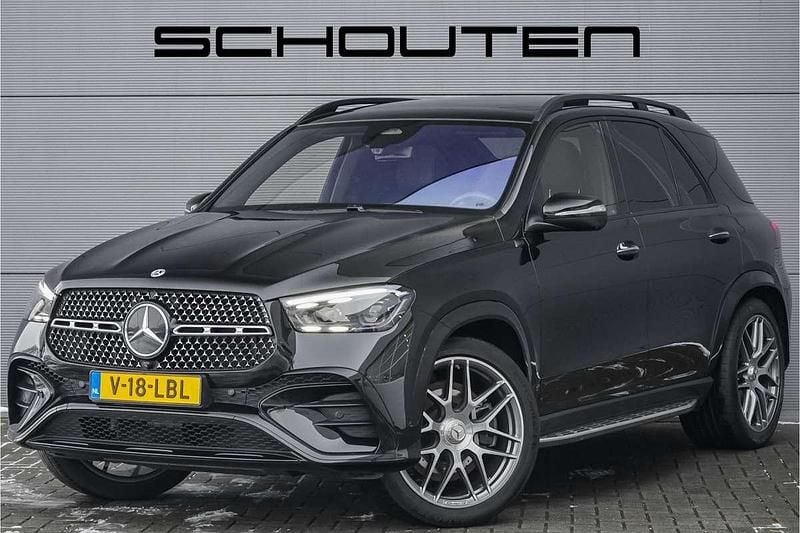 Zwart Occasion 2024 Mercedes GLE450 AMG AMG Van | € 109.900 - Afbeelding 1/4