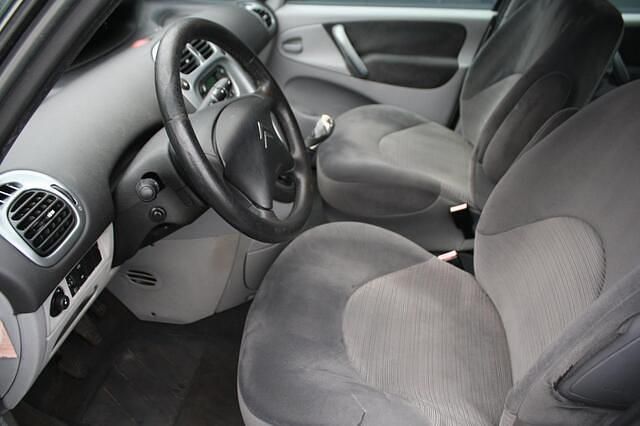 Occasion Citroën Xsara Picasso Attraction 95 PK (69 kW) 2005 Grijs MPV