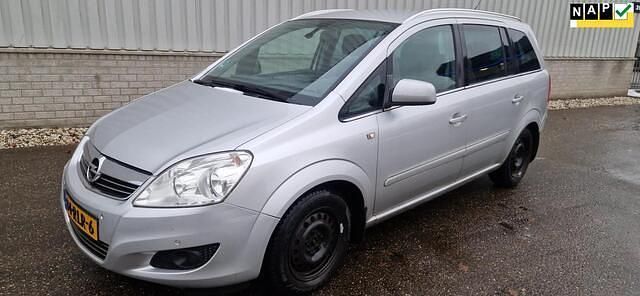 Grijs Occasion 2011 Opel Zafira Cosmo MPV | € 2.850 (Goede deal) - Afbeelding 1/4