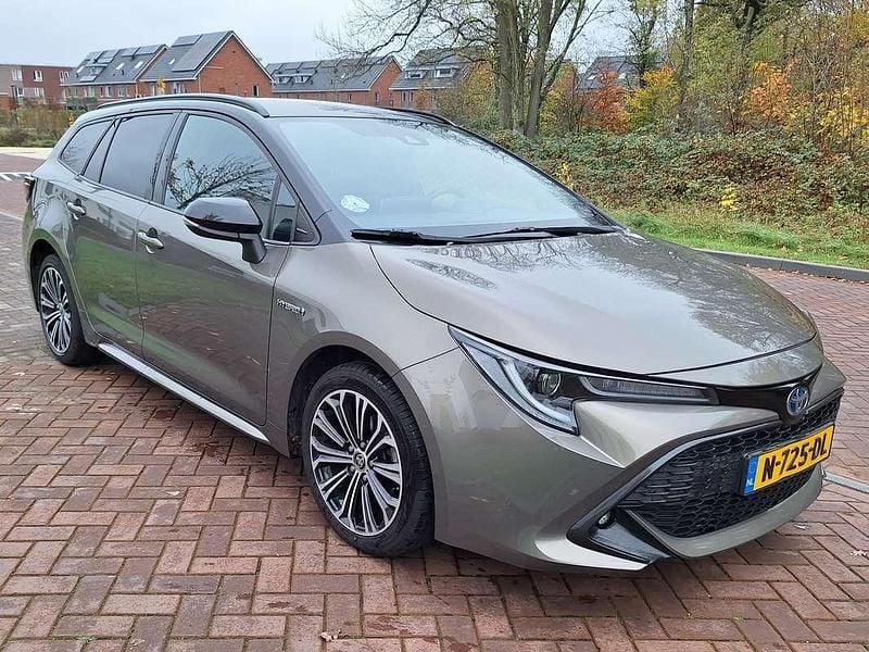 Bruin Gebruikt 2021 Toyota Corolla Stationwagen | € 18.450 (Super prijs) - Afbeelding 1/4