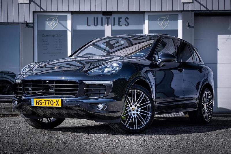 Blauw Gebruikt 2015 Porsche Cayenne SUV | € 34.900 (Duur) - Afbeelding 1/4