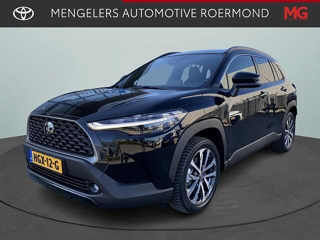 Zwart Gebruikt 2025 Toyota Corolla Cross Style SUV | € 38.425 (Eerlijke prijs) - Afbeelding 1/4