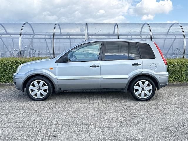 Occasion Ford Fusion 101 PK (74 kW) 2004 Grijs Hatchback