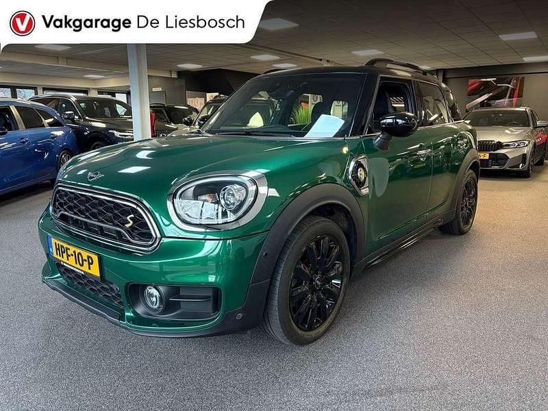 Groen (metallic) Occasion 2020 Mini John Cooper Works Countryman Chili SUV | € 25.750 (Eerlijke prijs) - Afbeelding 1/4