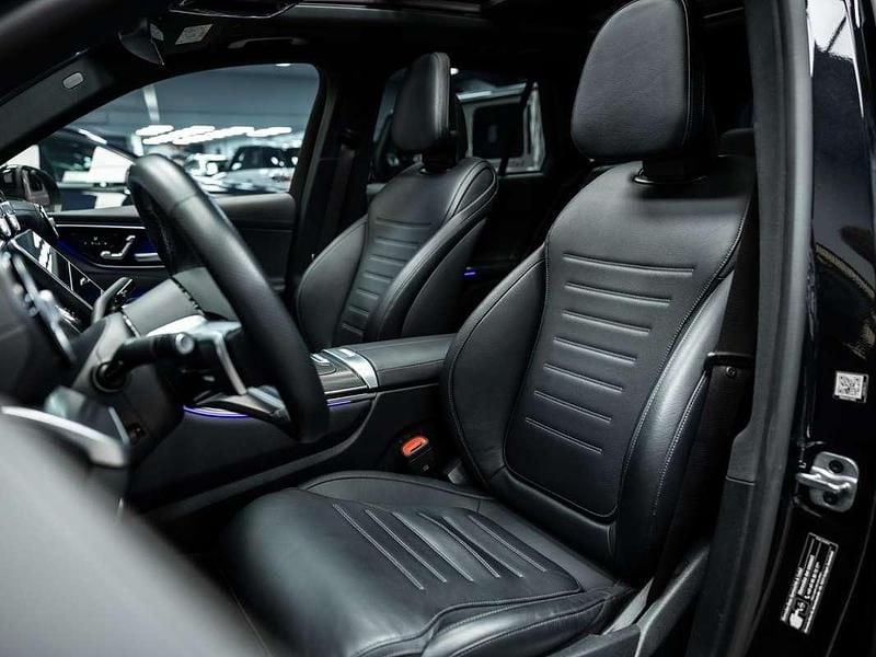 Occasion Mercedes GLC300e AMG line 313 PK (230 kW) 2022 Zwart (metallic) SUV