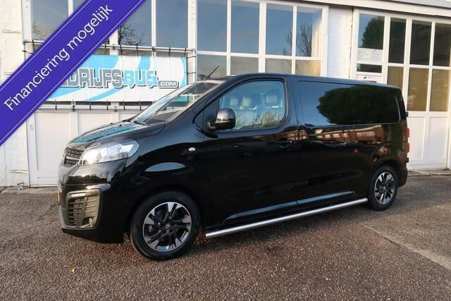Zwart Gebruikt 2022 Opel Vivaro Innovation Van | € 23.950 (Eerlijke prijs) - Afbeelding 1/4