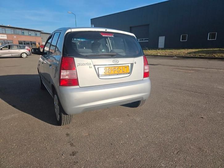 Occasion Kia Picanto 65 PK (47 kW) 2004 Grijs Hatchback