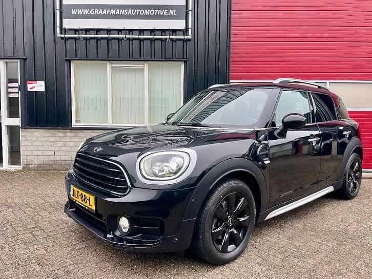Zwart (metallic) Gebruikt 2018 Mini Cooper Countryman Chili SUV | € 18.749 (Goede deal) - Afbeelding 1/4