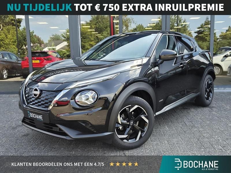 Zwart Gebruikt 2024 Nissan Juke N-Connecta SUV | € 27.575 (Eerlijke prijs) - Afbeelding 1/4