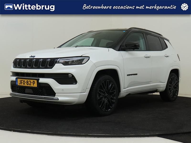 Wit Occasion 2022 Jeep Compass SUV | € 28.425 (Eerlijke prijs) - Afbeelding 1/3