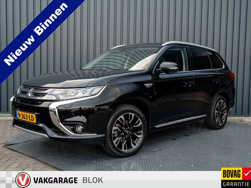 Zwart Gebruikt 2017 Mitsubishi Outlander P-HEV SUV | € 18.945 (Iets duurder) - Afbeelding 1/4
