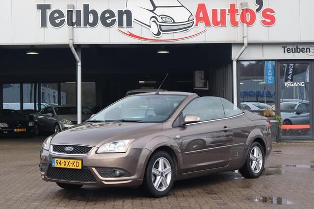 Bruin Gebruikt 2007 Ford Focus Cabriolet Trend Cabriolet | € 3.985 (Goede deal) - Afbeelding 1/4