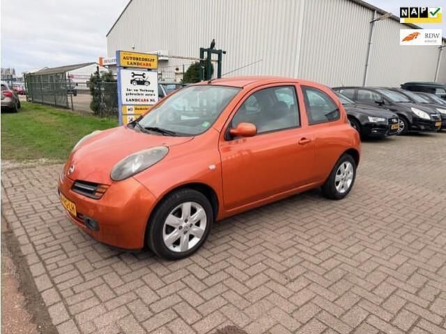 Oranje Occasion 2004 Nissan Micra Visia Hatchback | € 1.650 (Eerlijke prijs) - Afbeelding 1/4