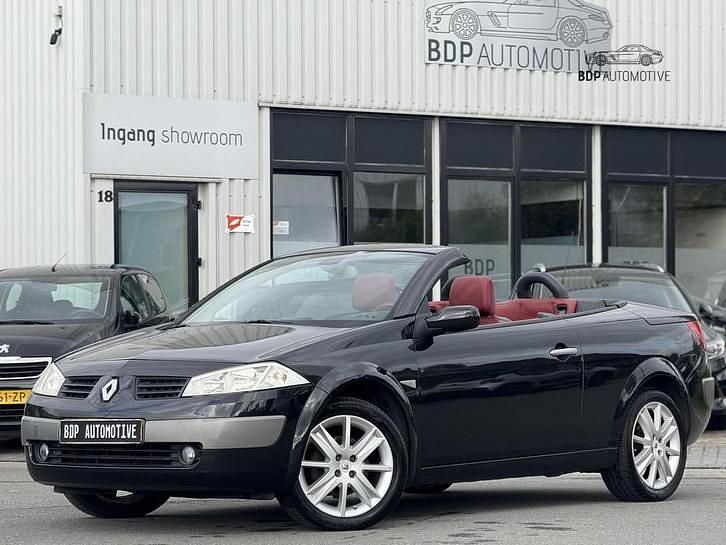 Gebruikt 2005 Renault Mégane II LE | € 2.450 (Eerlijke prijs) - Afbeelding 1/4