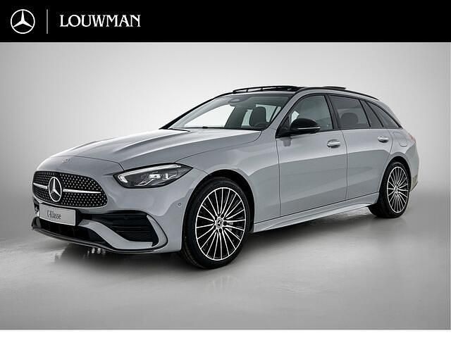 Grijs Nieuw 2026 Mercedes C300 Business Stationwagen | € 68.270 - Afbeelding 1/4