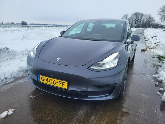 Occasion Tesla Model 3 Standard Range 239 kW (325 PK) 2019 Grijs Sedan