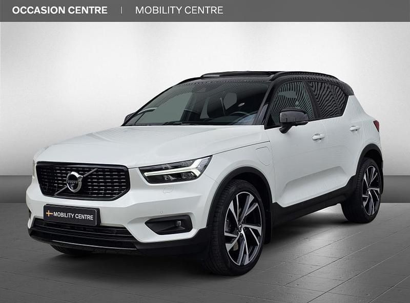 Wit Gebruikt 2021 Volvo XC40 R-Design SUV | € 33.950 (Eerlijke prijs) - Afbeelding 1/4