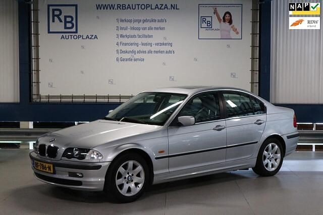 Grijs Gebruikt 1999 BMW 320 Sedan | € 2.450 (Super prijs) - Afbeelding 1/4