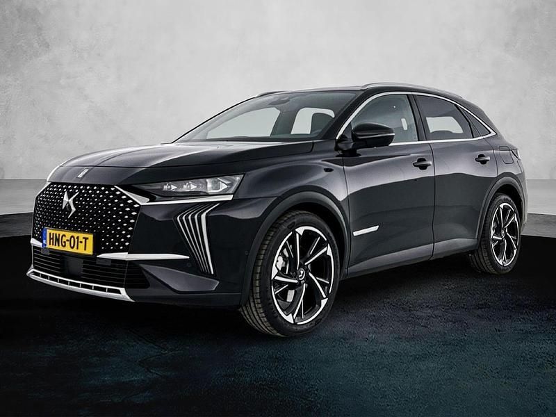 Zwart Gebruikt 2025 DS Automobiles DS7 Crossback SUV | € 47.920 (Duur) - Afbeelding 1/1
