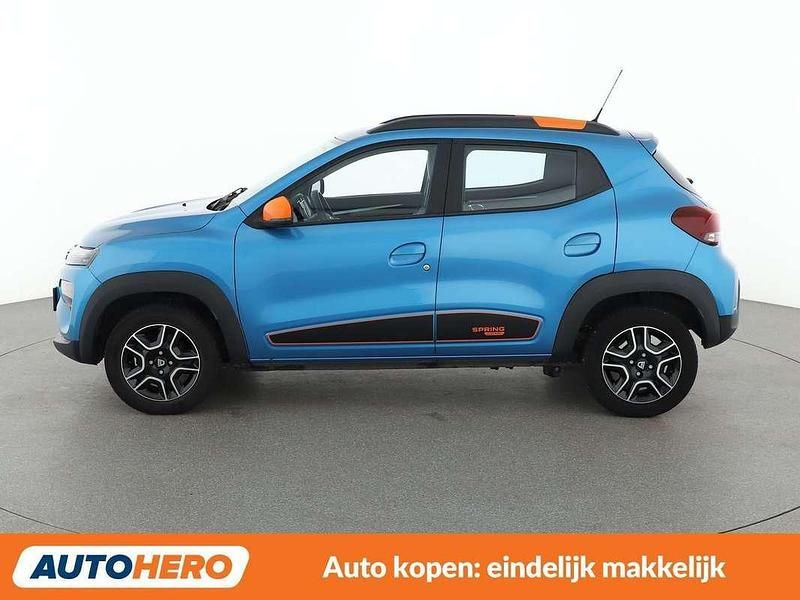 Occasion Dacia Spring Comfort Plus 33 kW (45 PK) 2022 Blauw Hatchback