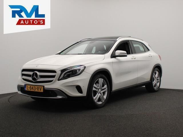 Wit Gebruikt 2015 Mercedes GLA180 Prestige SUV | € 16.900 (Eerlijke prijs) - Afbeelding 1/4