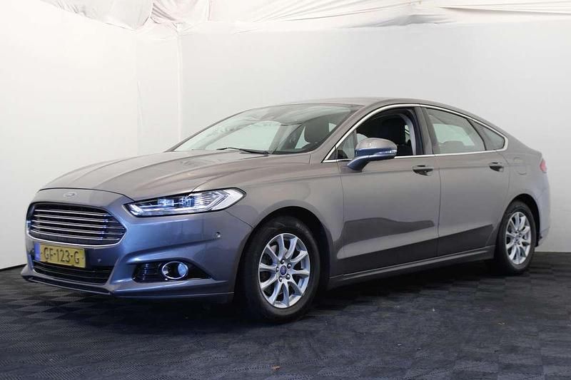 Occasion Ford Mondeo Titanium 161 PK (118 kW) 2015 Bruin (metallic) Hatchback
