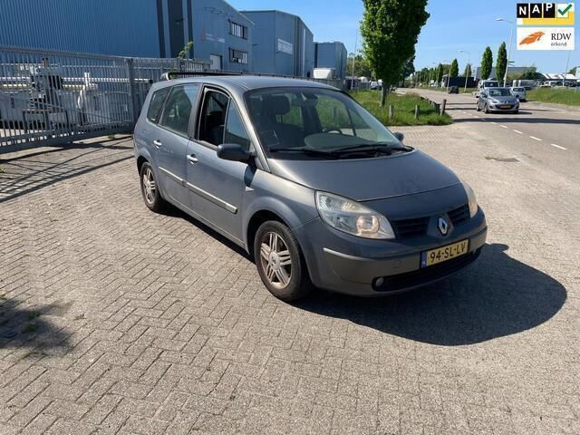 Grijs Gebruikt 2006 Renault Grand Scénic II Luxe MPV | € 1.399 (Eerlijke prijs) - Afbeelding 1/4