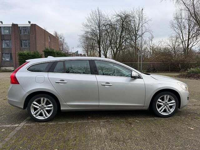 Occasion Volvo V60 Momentum 114 PK (83 kW) 2013 Grijs Stationwagen