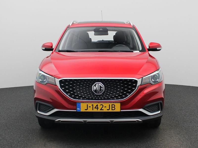 Occasion MG ZS Luxury 105 kW (143 PK) 2020 Rood Sedan